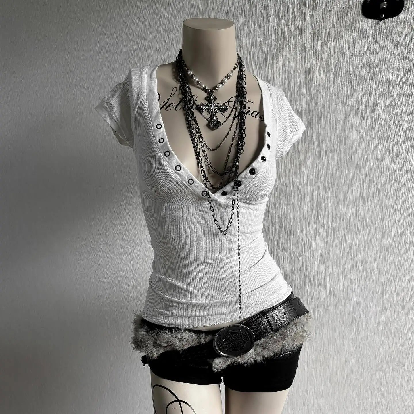 Spicy Girls Y2k Crop Top Button Harajuku Solid Color V-Neck Slim Streetwear Rock Goth Short Sleeve T-shirt Punk Unique Hip Hop