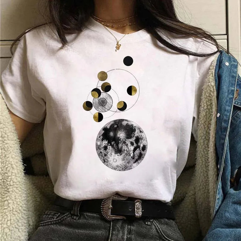 Moon Print T-shirts for Women Harajuku Summer T Shirt New Fashion Black Tops Funny Female T-shirt Casual Tee Woman Clothes