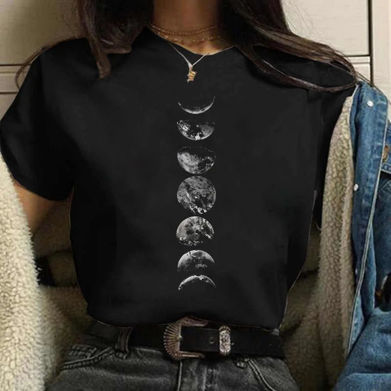 Moon Print T-shirts for Women Harajuku Summer T Shirt New Fashion Black Tops Funny Female T-shirt Casual Tee Woman Clothes